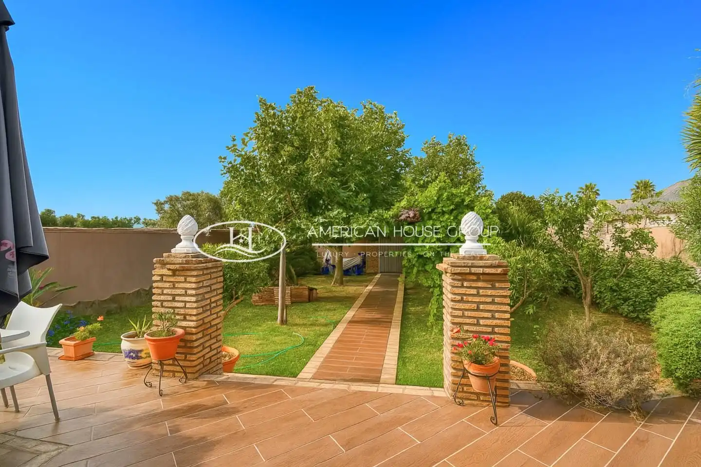 Jardín de Casa o chalet en venta en Chiclana de la Frontera con Aire acondicionado, Jardín privado y Terraza