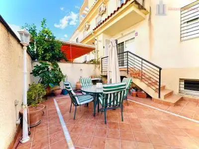 House for sale in SANTIAGO GRISOLIA 23