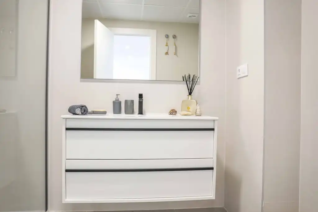 Baño de Planta baja en venta en Dénia con Aire acondicionado, Calefacción y Jardín privado