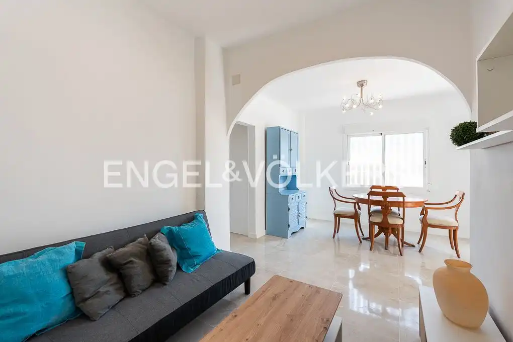 Living room of Houses for sale in Valencia  with Heating, Terrace and Furnished