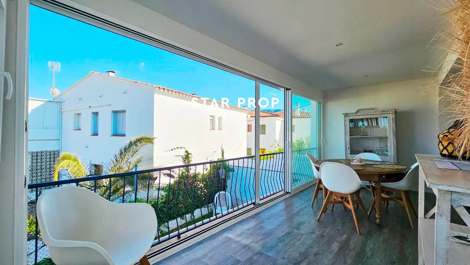 Terrassa de Casa o xalet en venda en Llançà amb Terrassa, Traster i Moblat