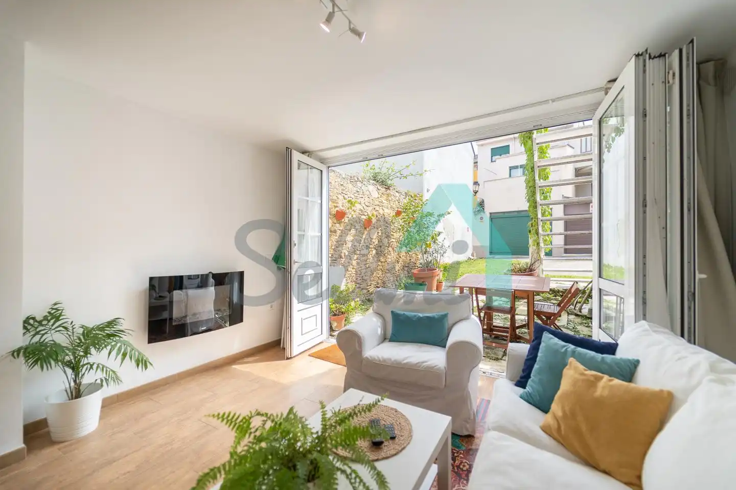 Jardín de Casa adosada en venta en Ribadeo con Calefacción, Jardín privado y Terraza