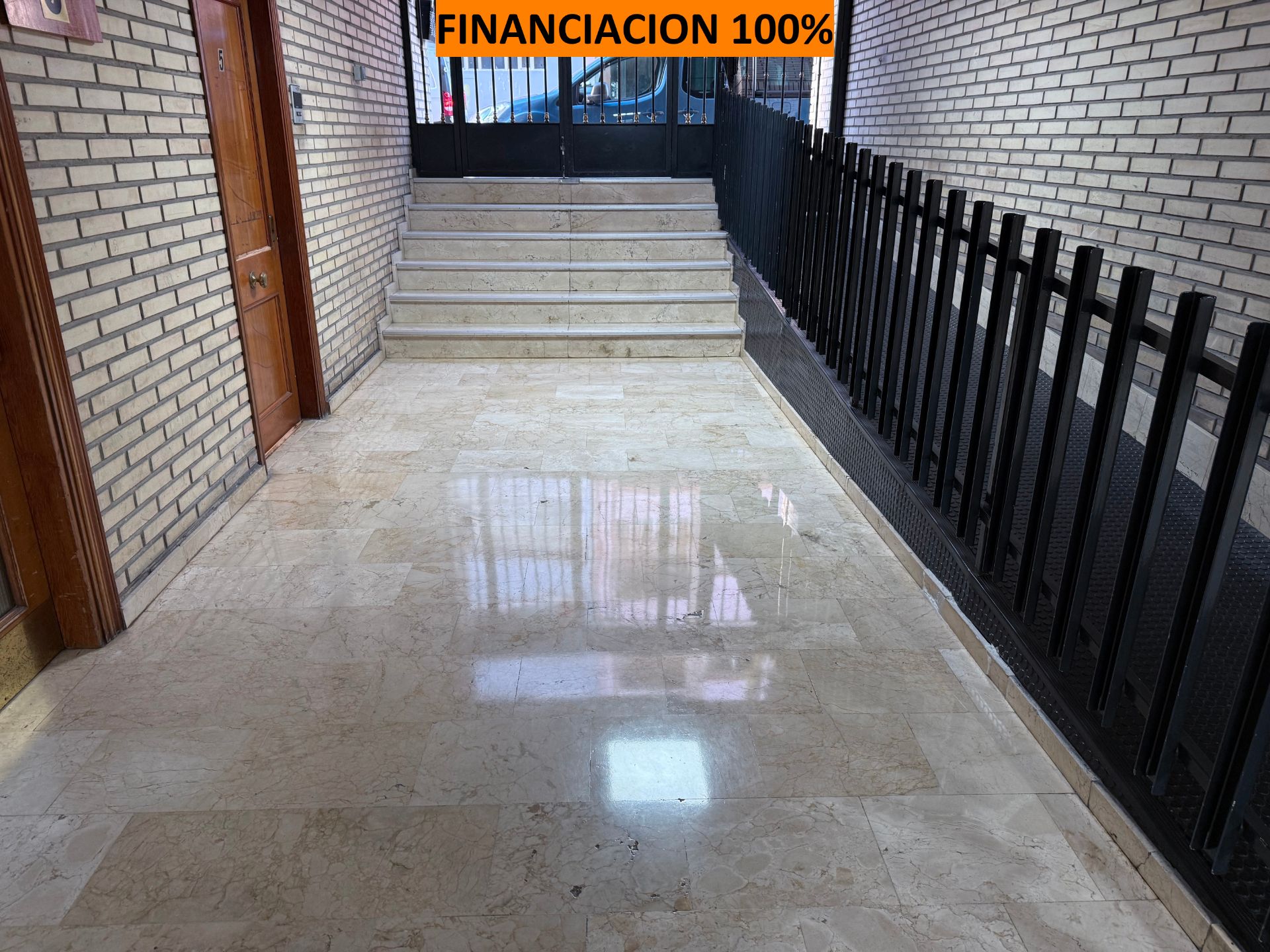 Flat for sale in  Zaragoza Capital  with Community pool