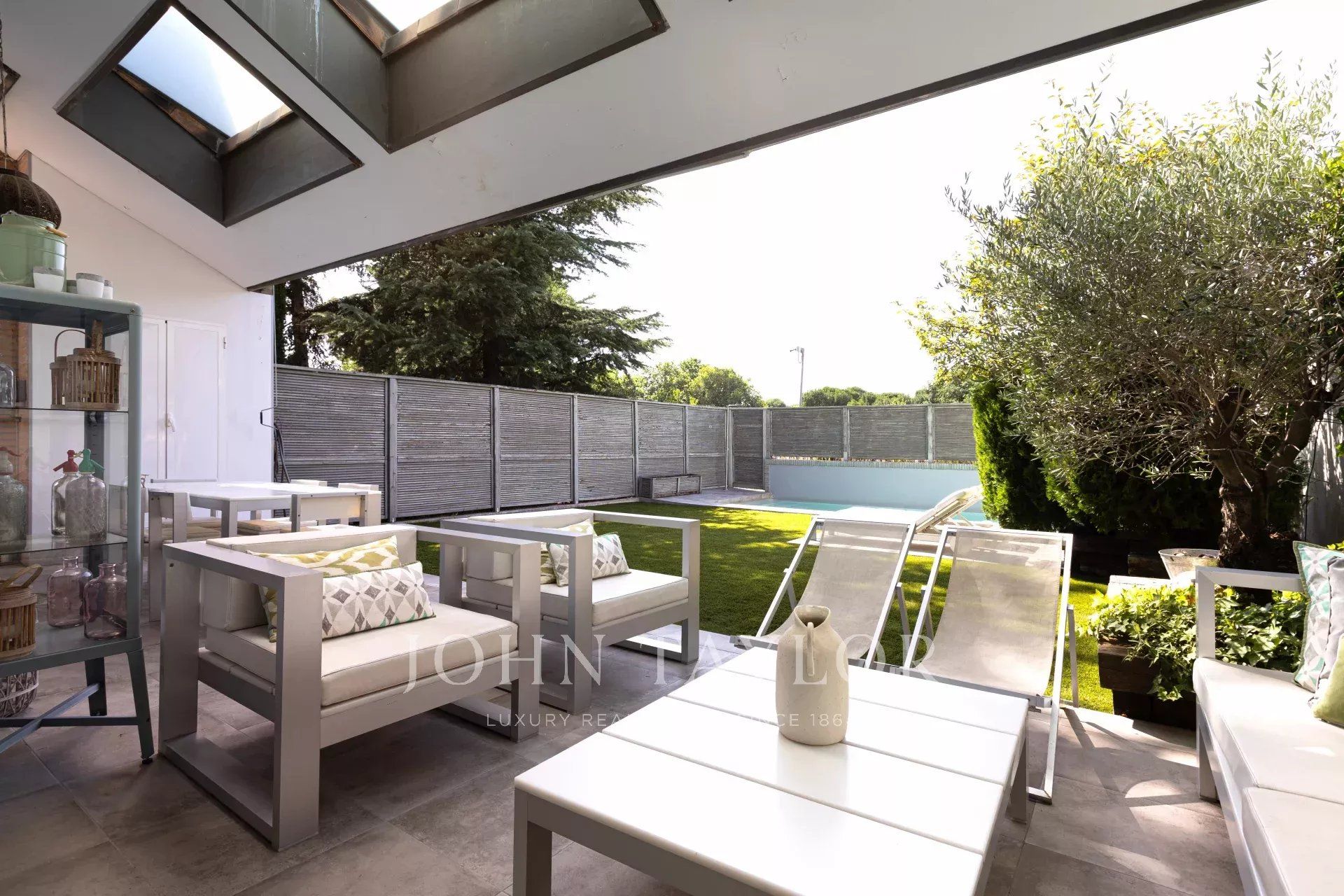 Single-family semi-detached for sale in La Finca, Prado de Somosaguas - La Finca