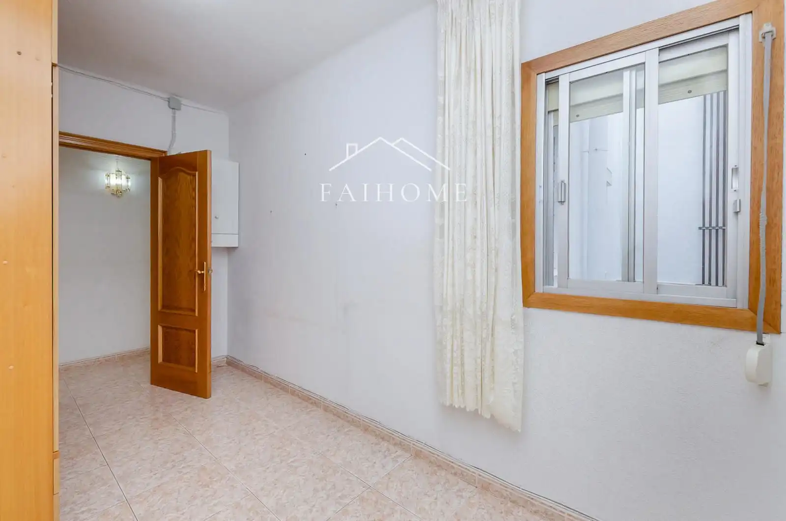 Habitación de Piso en venta en Badalona con Calefacción, Horno y Lavadora