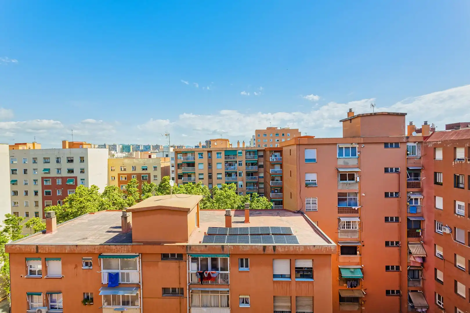 Vista exterior de Ático en venta en Barcelona