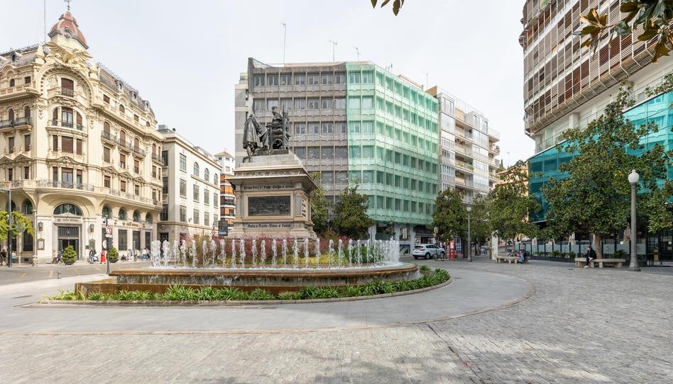 Photo 1 of Office for sale in  Pl. Isabel la Católica, 2, 1o, San Matías - Realejo, Granada