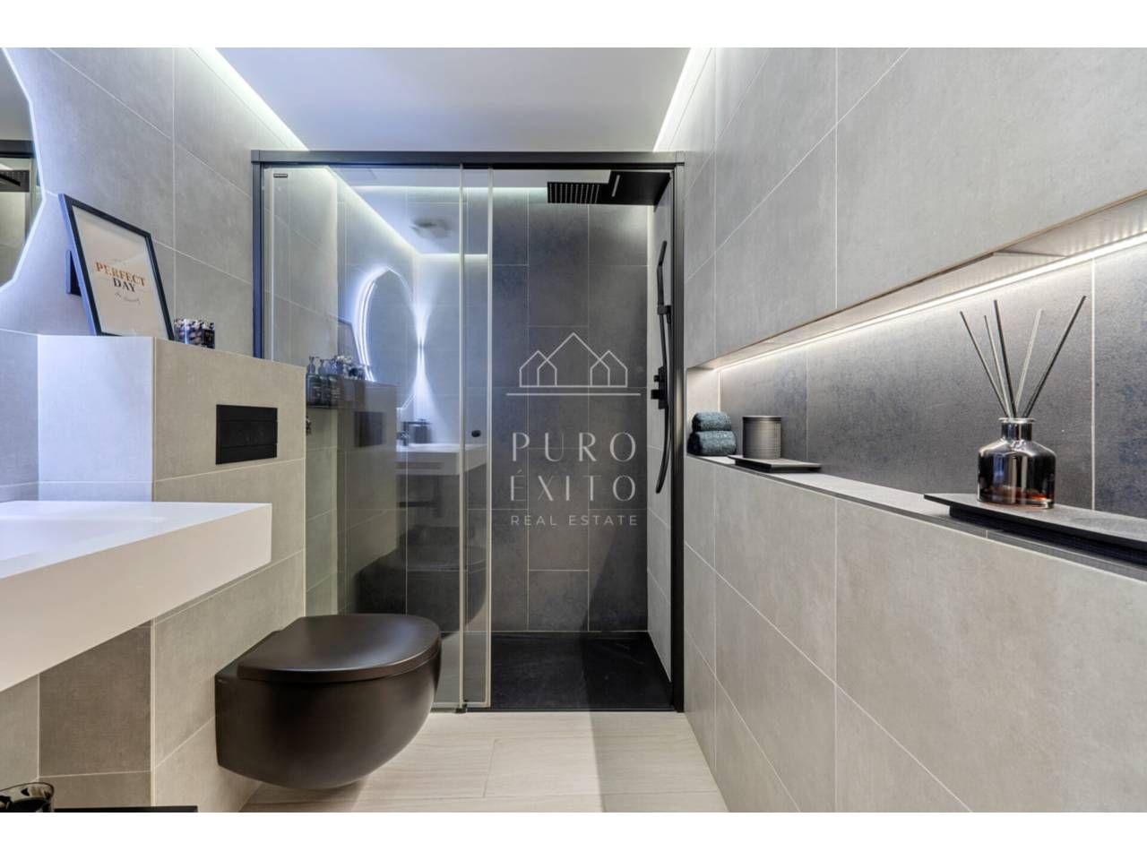 Bany de Pis en venda en Reus amb Aire condicionat, Calefacció i Terrassa