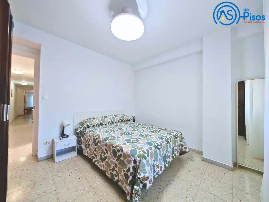 Flat for rent in Calle de Felisa Galé, 2, La Jota