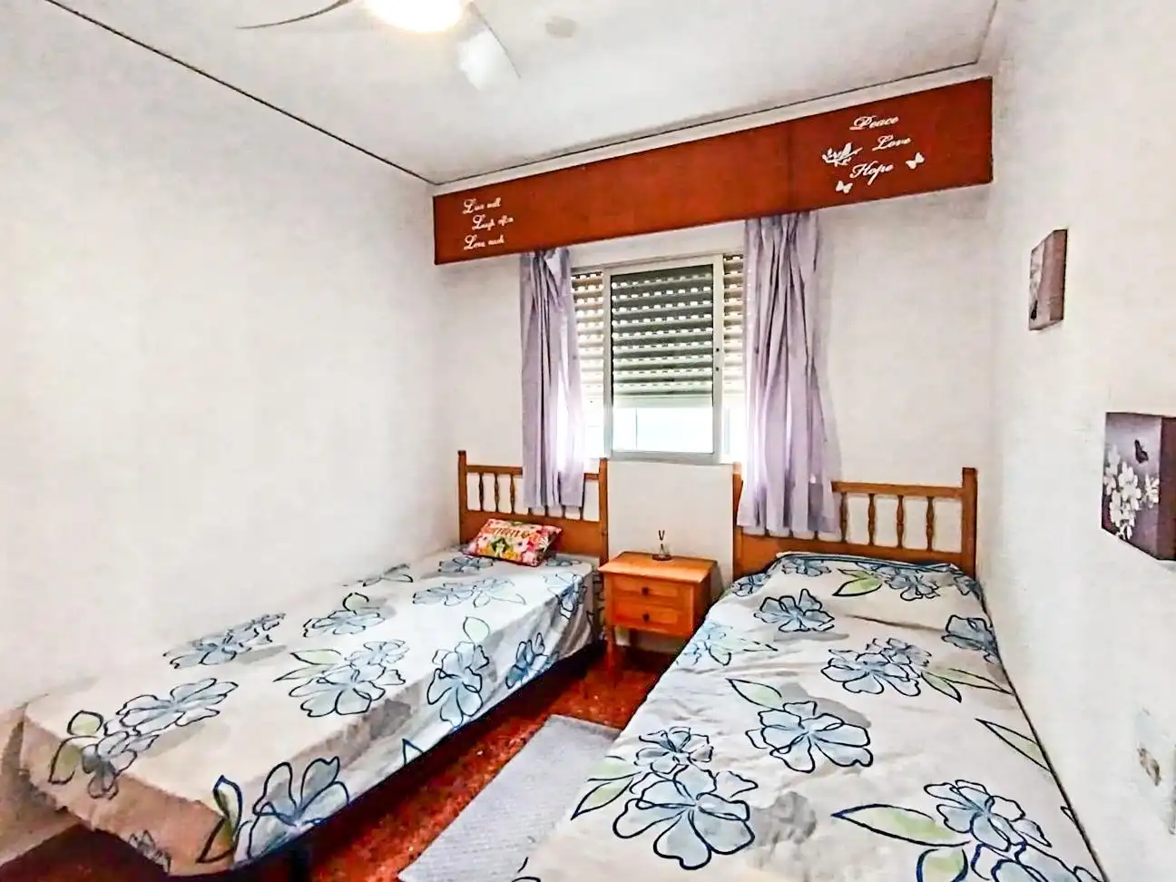 Dormitori de Apartament en venda en Miramar amb Terrassa, Moblat i Piscina comunitària
