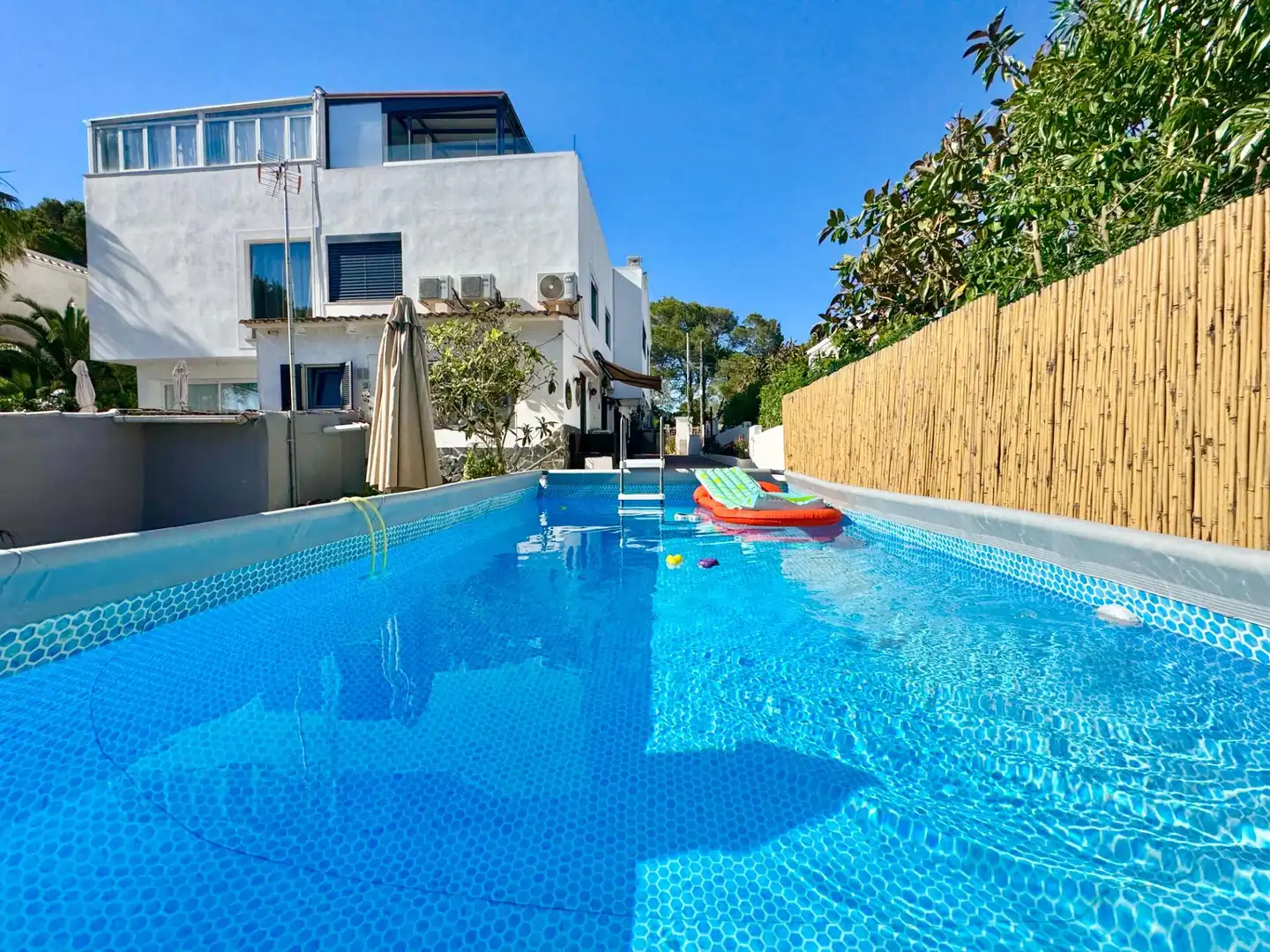 Swimming pool of Ground floor for sale in Llucmajor  with Air Conditioner, Heating and Private garden