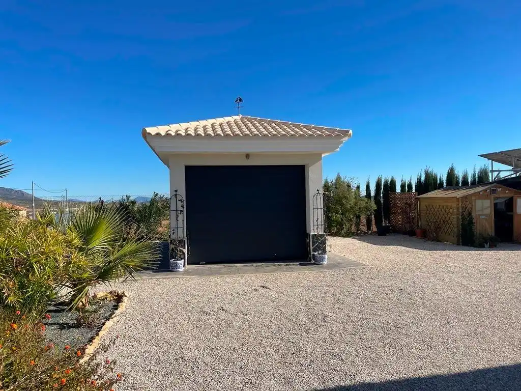 Casa amb terrassa en venda a El Pinós / Pinoso, imagen 18