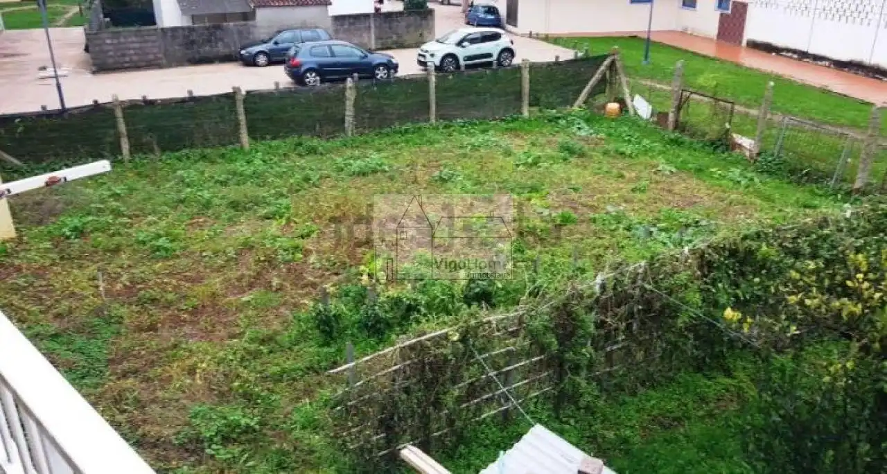 Casa o xalet en venda en Cangas  amb Calefacció, Jardí privat i Terrassa