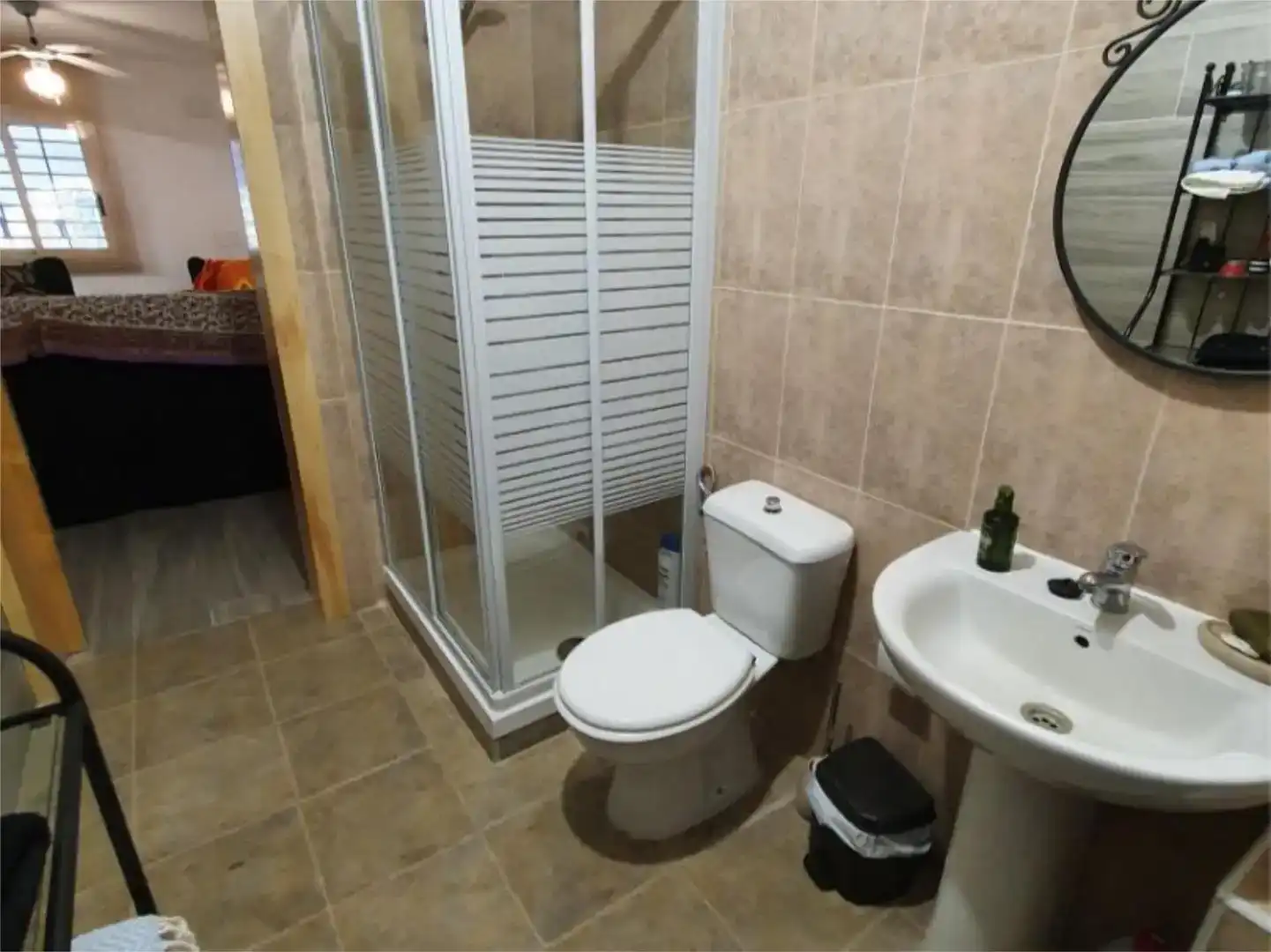 Badezimmer von Wohnung zum Verkauf in Casas de Millán mit Schwimmbad
