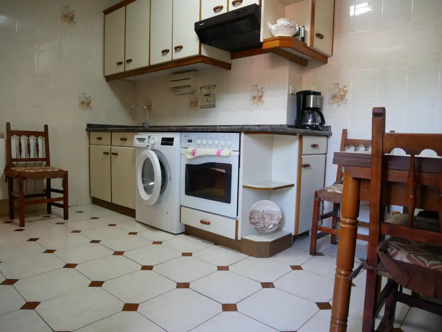 Cocina de Piso en venta en Basauri  con Calefacción y Balcón