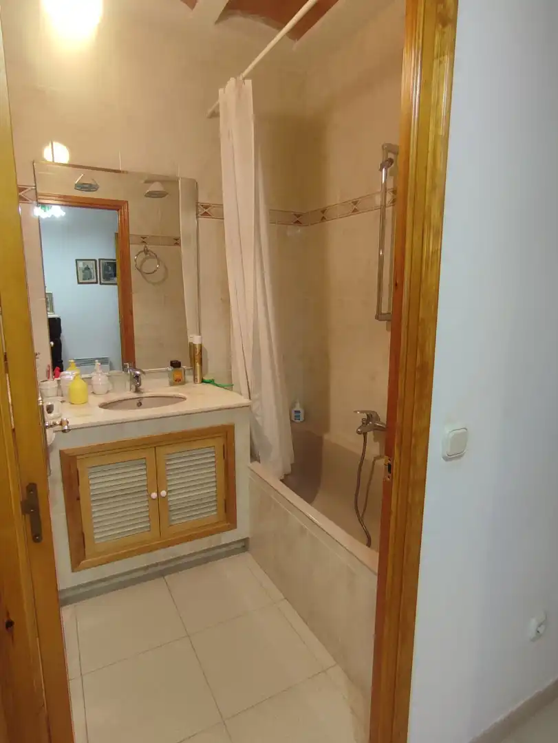 Bany de Casa adosada en venda en Ulldemolins amb Calefacció, Jardí privat i Parquet