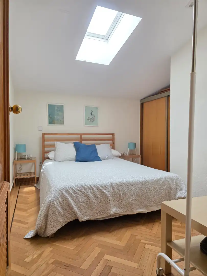 Bedroom of Duplexes for sale in Madrid  with Air Conditioner, Heating and Parquet flooring