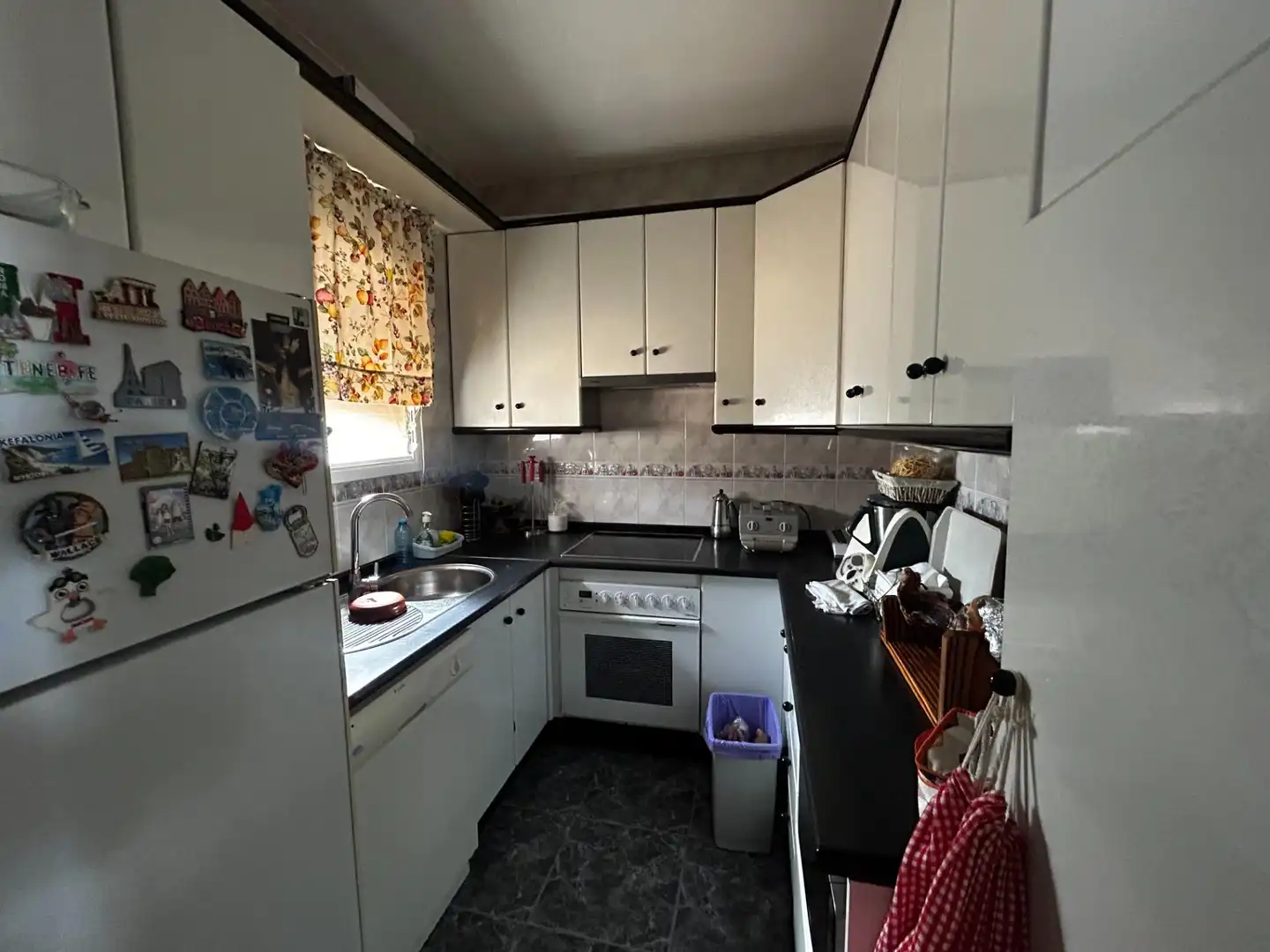 Cocina de Dúplex en venta en San Juan de Aznalfarache