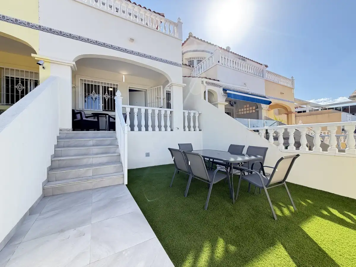 Casa a schiera in vendita a Orihuela ciudad, imagen 2