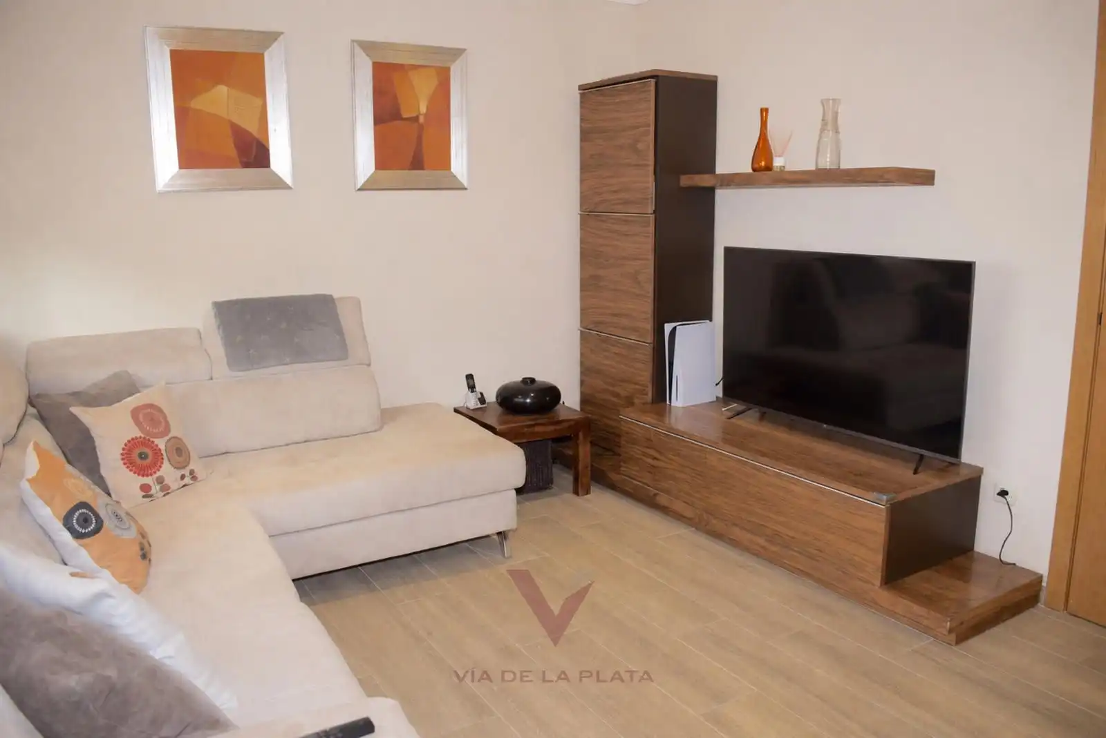Sala de estar de Casa adosada en venta en Monterrubio de Armuña con Calefacción, Jardín privado y Parquet