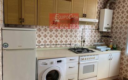 Kitchen of Single-family semi-detached for sale in Lugo Capital  with Terrace and Furnished