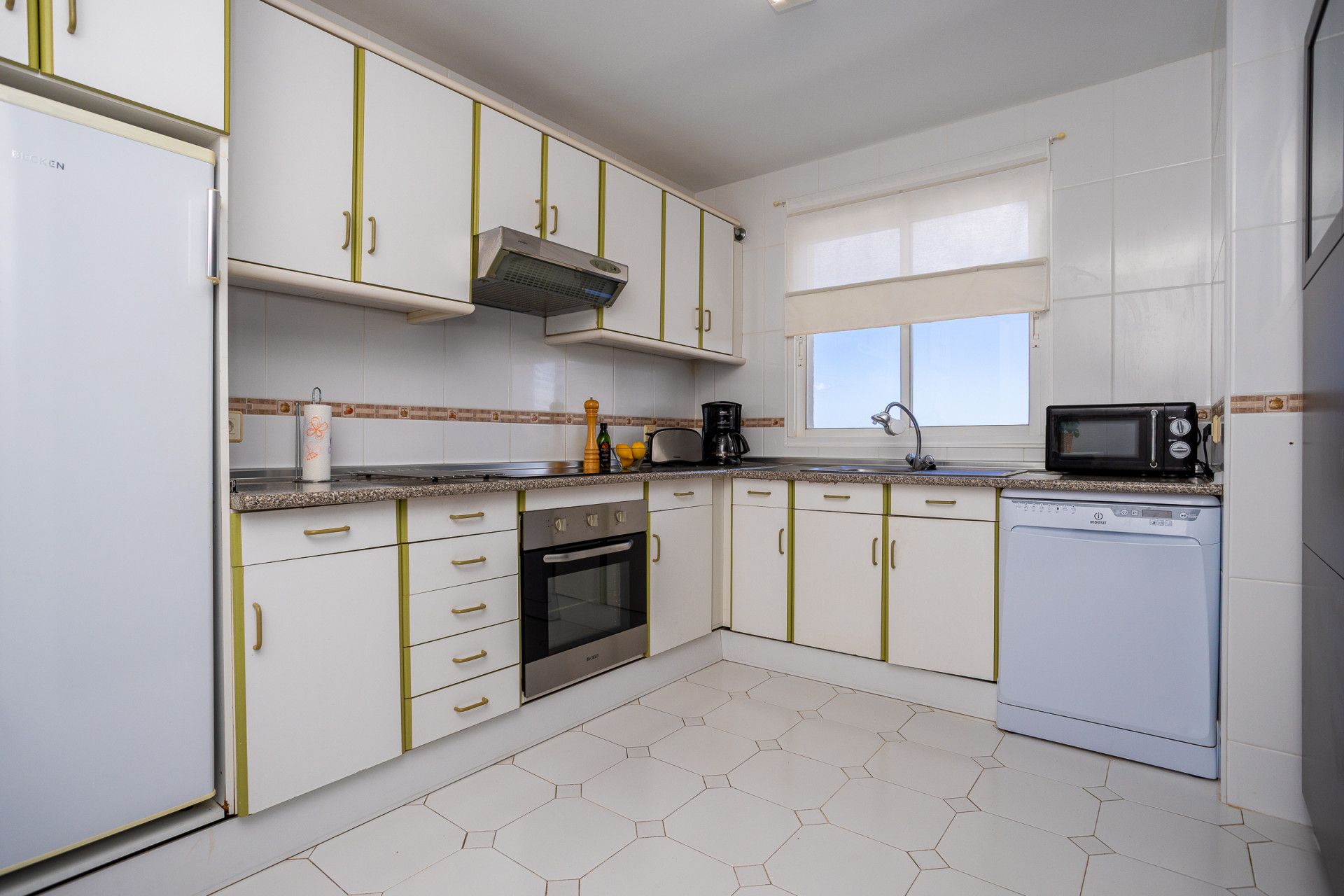 Kitchen of Apartment for sale in Mijas  with Air Conditioner, Terrace and Swimming Pool