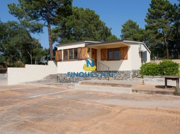 Xalet en venda a Carrer les Mimoses