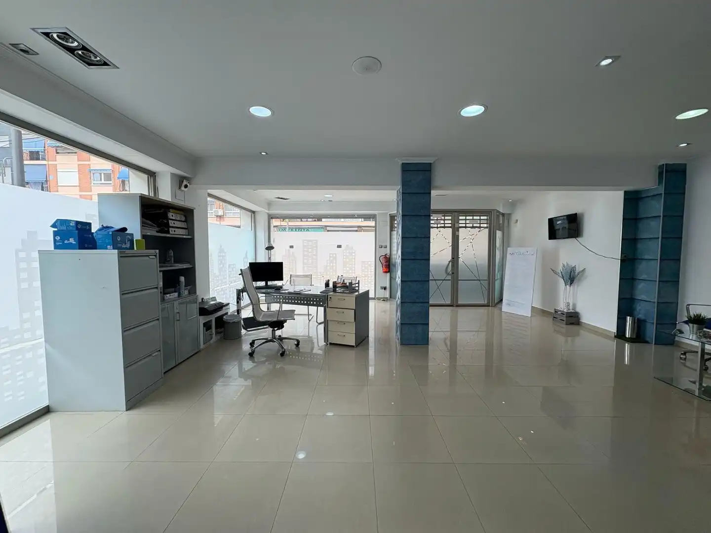 Local comercial en alquiler en Quart de Poblet, imagen 2