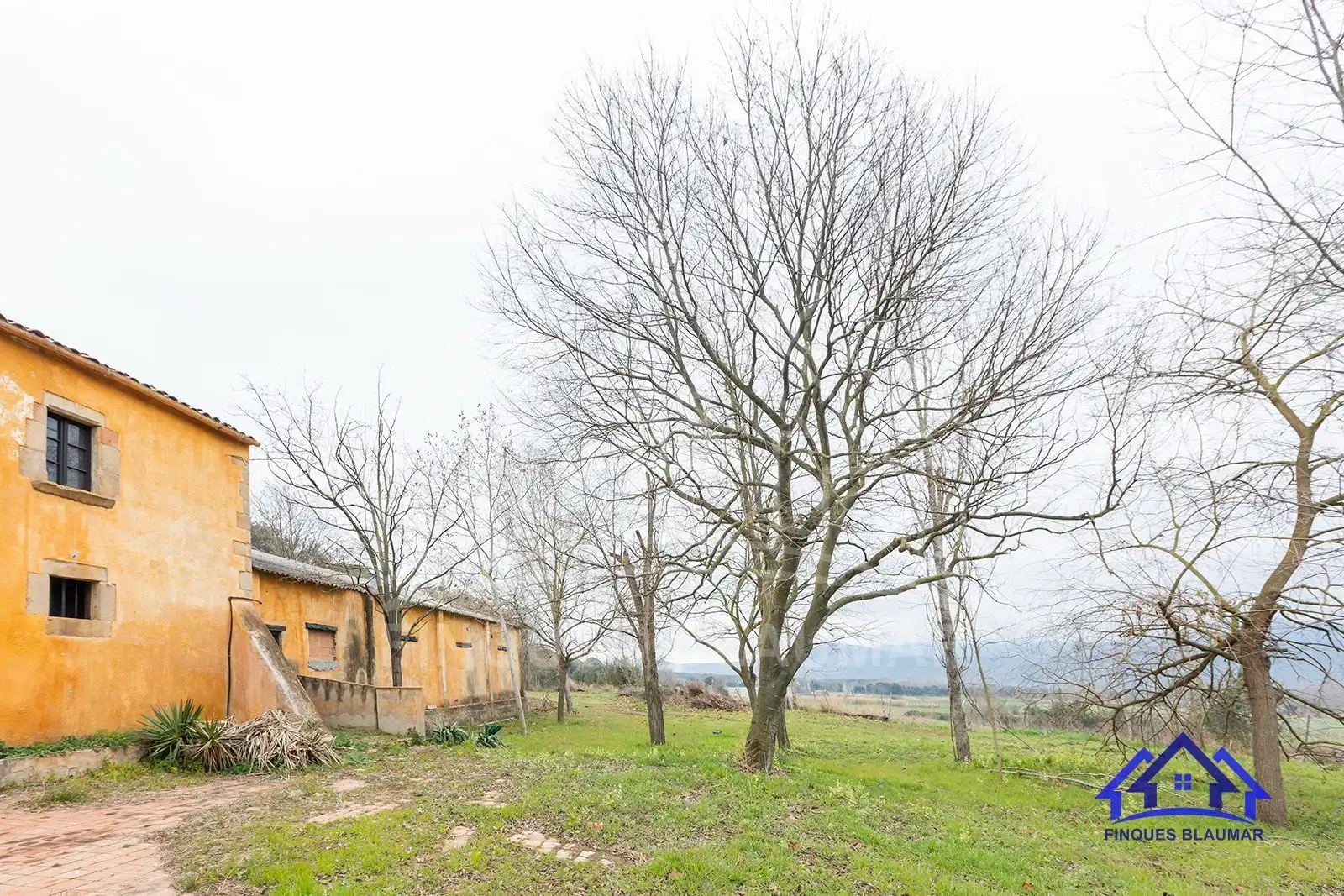Country house zum Verkauf in Breda