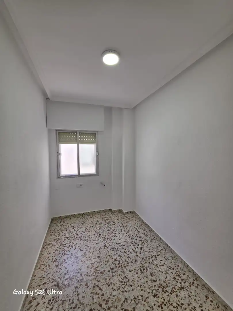 Schlafzimmer von Wohnung zur Miete in La Unión mit Möbliert, Ofen und Waschmaschine
