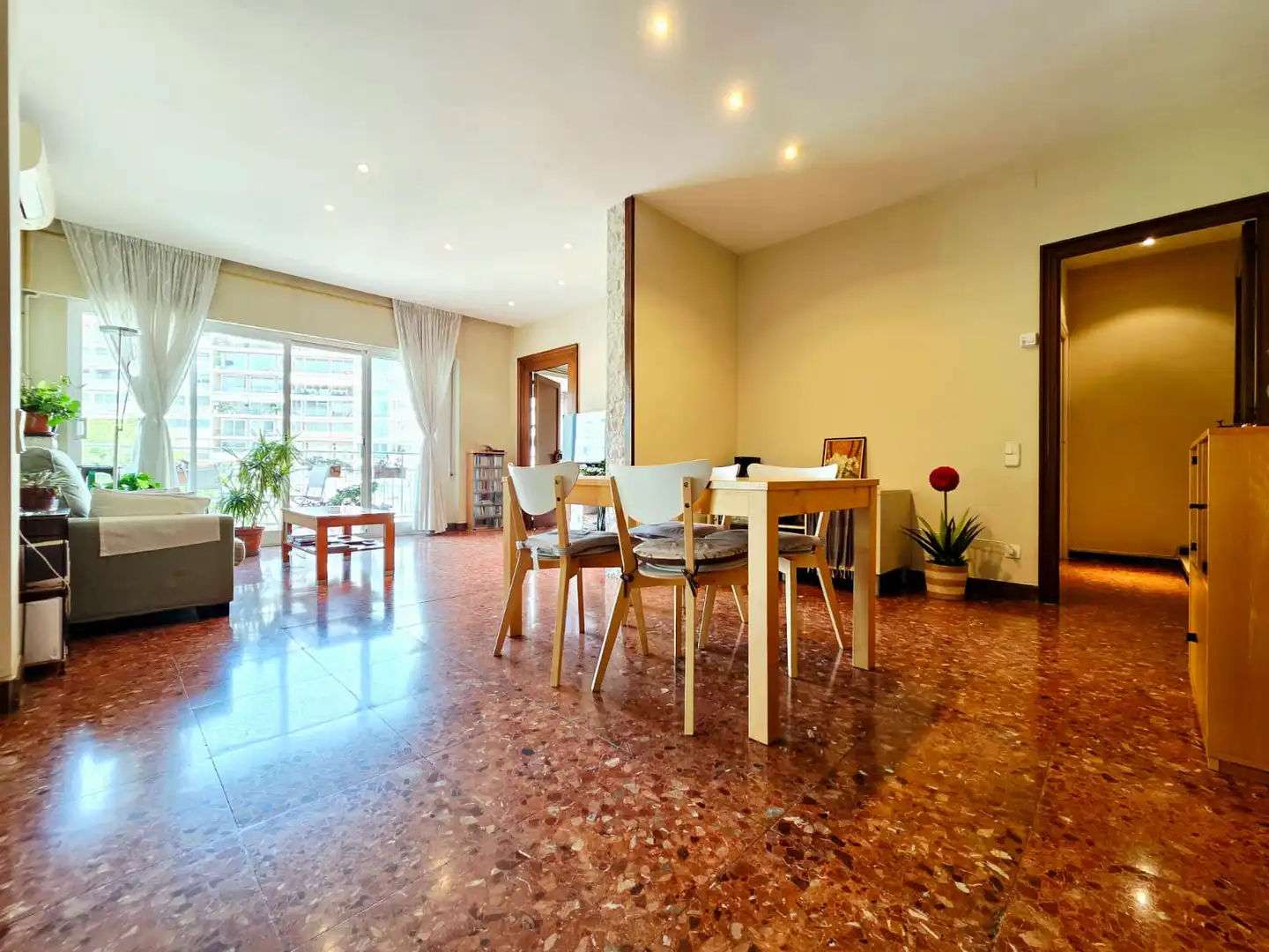 Dining room of Flat for sale in Barcelona  with Air Conditioner, Heating and Terrace