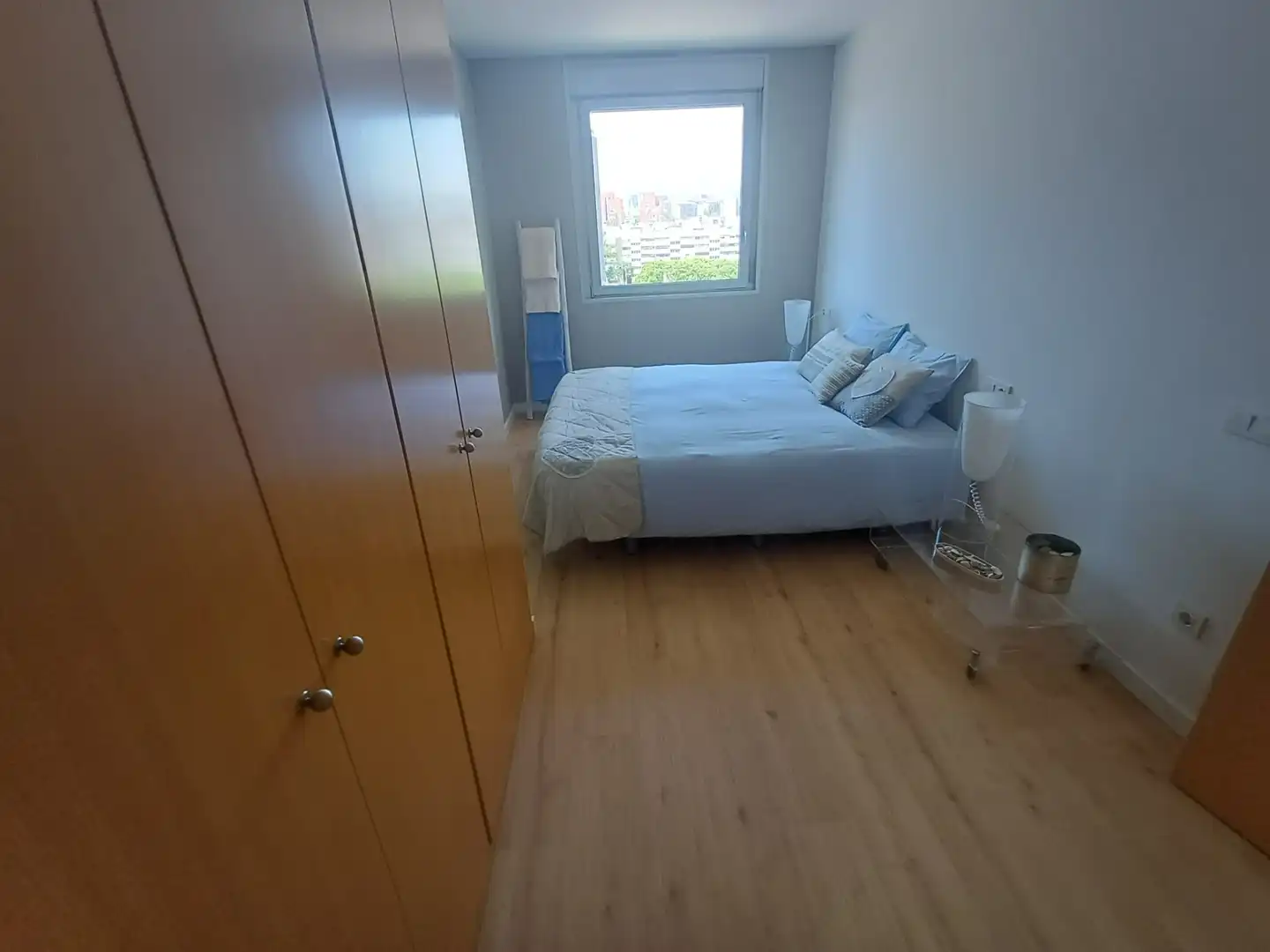 Habitación de Piso en venta en Sant Adrià de Besòs con Aire acondicionado, Calefacción y Jardín privado