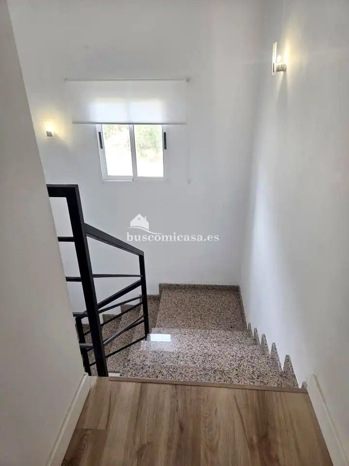 Casa adosada en venda en Jaén amb Aire condicionat, Terrassa i Piscina