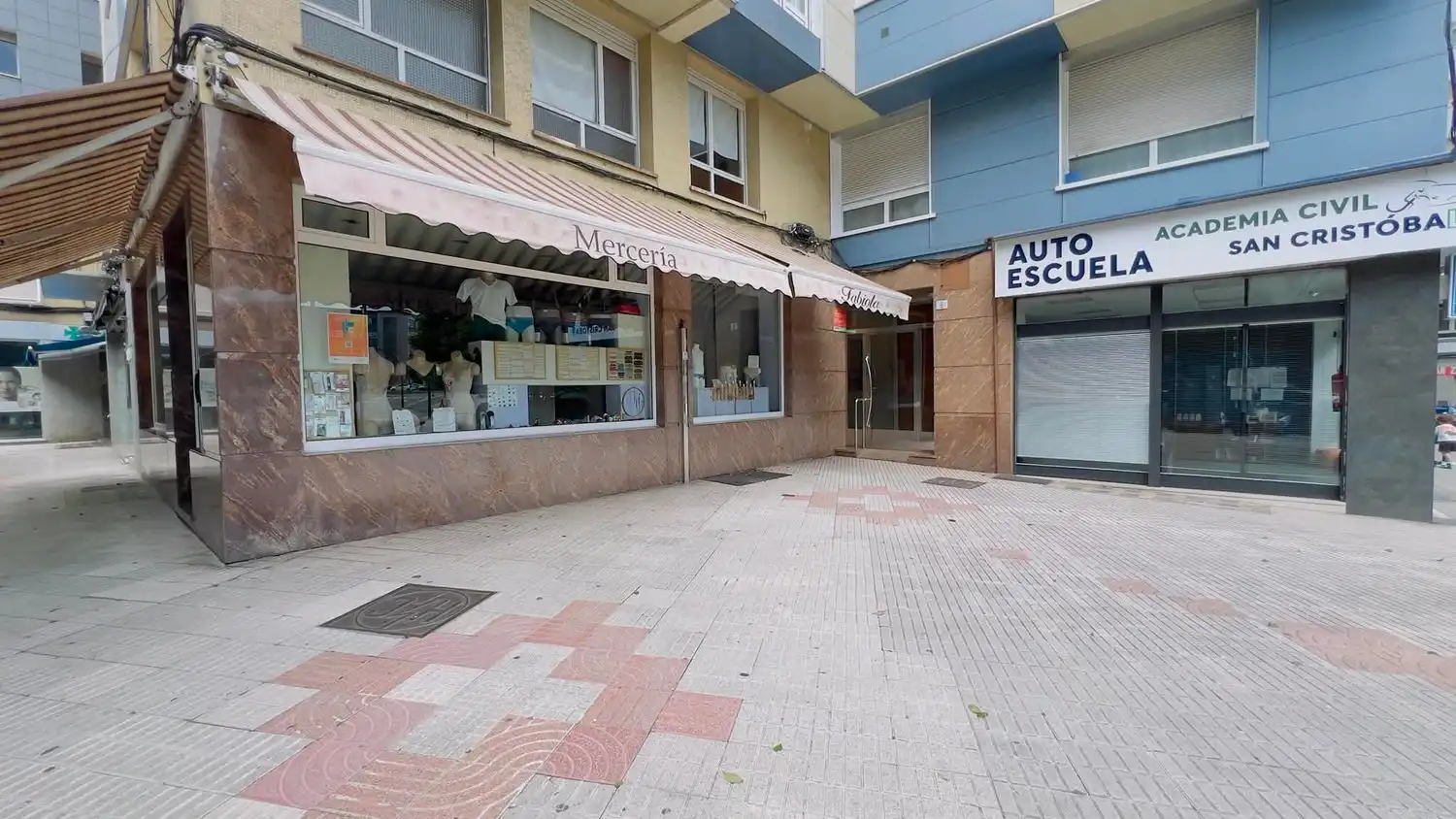 Pis en venda en Gijón  amb Piscina