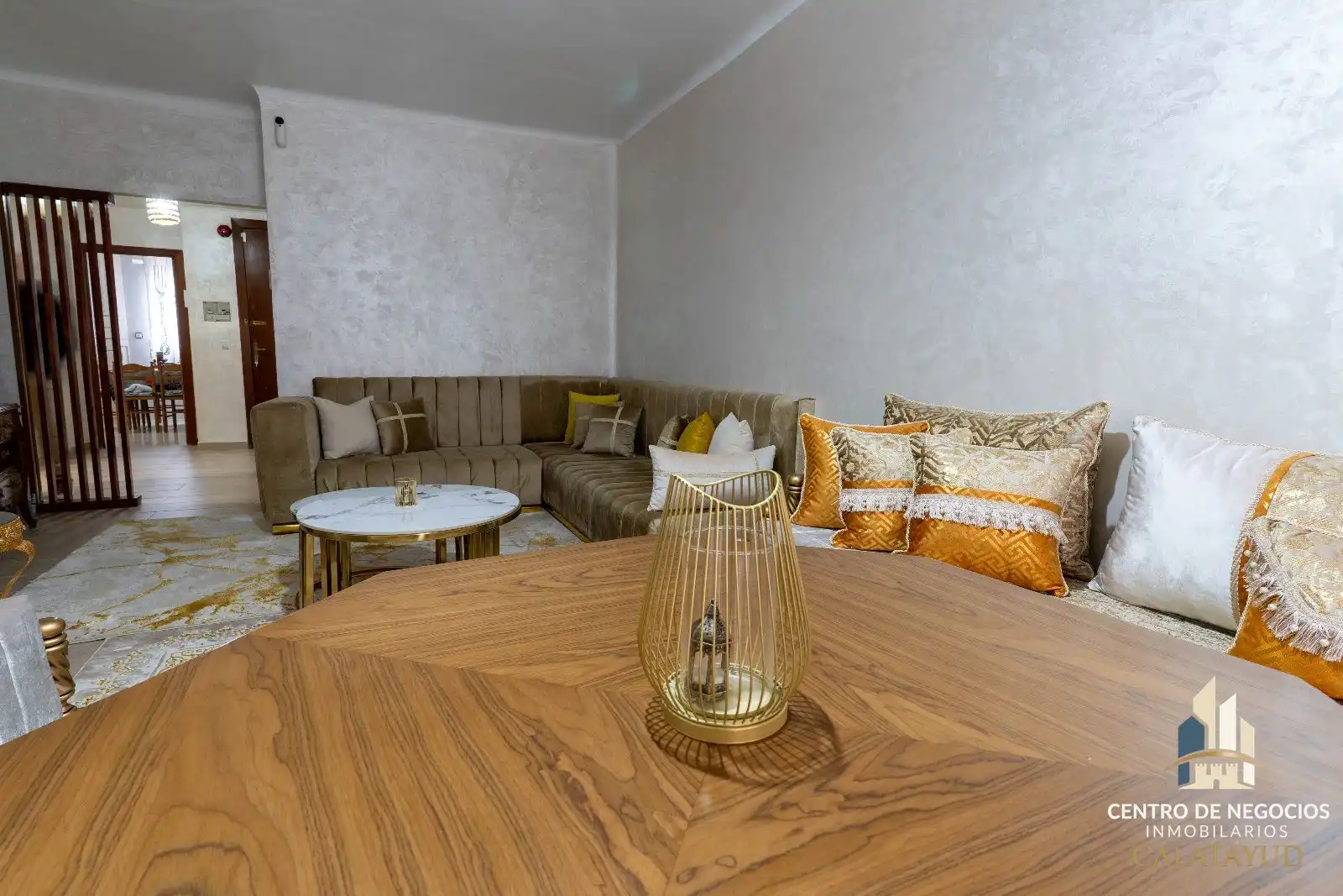 Sala d'estar de Pis en venda en Calatayud amb Calefacció, Parquet i Moblat