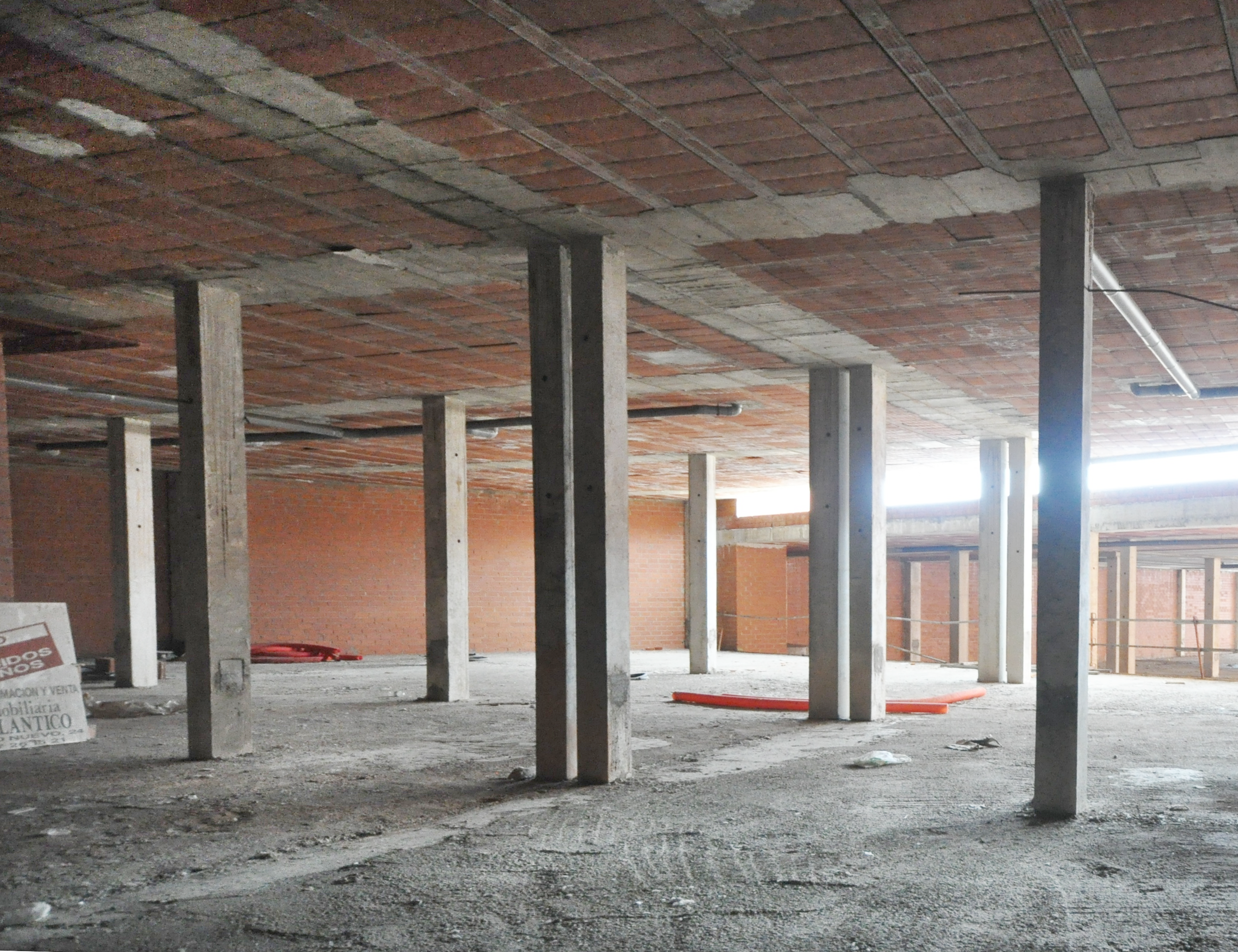 Premises for sale in San Andrés del Rabanedo  with Heating