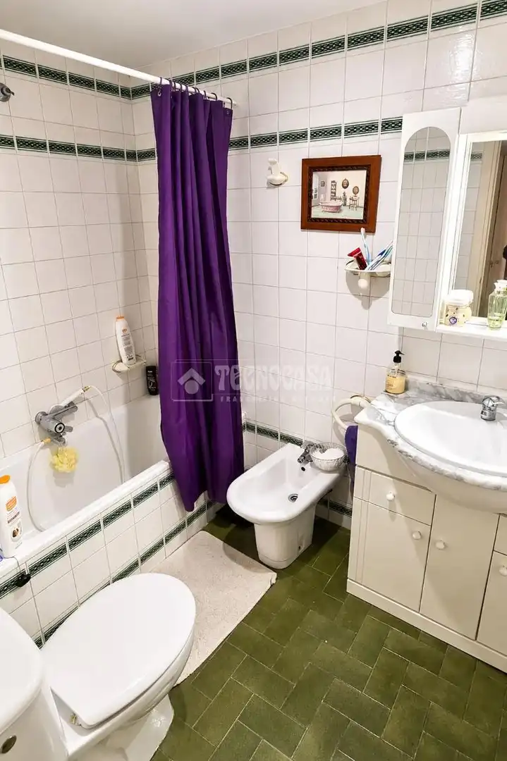 Baño de Piso en venta en Marbella con Balcón