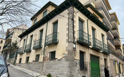 Vista exterior de Casa o xalet en venda en San Lorenzo de El Escorial