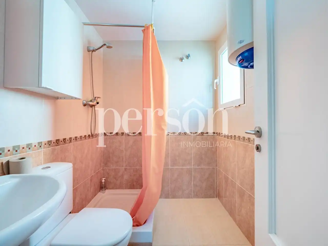 Badezimmer von Wohnung zum Verkauf in Moncofa mit Klimaanlage, Heizung und Terrasse