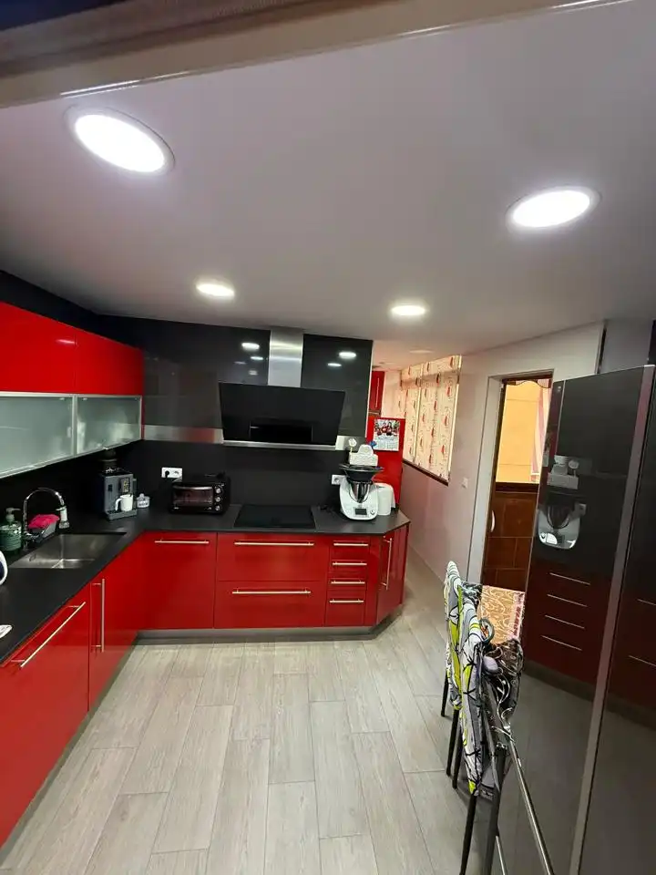 Küche von Wohnung zum Verkauf in Málaga mit Klimaanlage und Terrasse