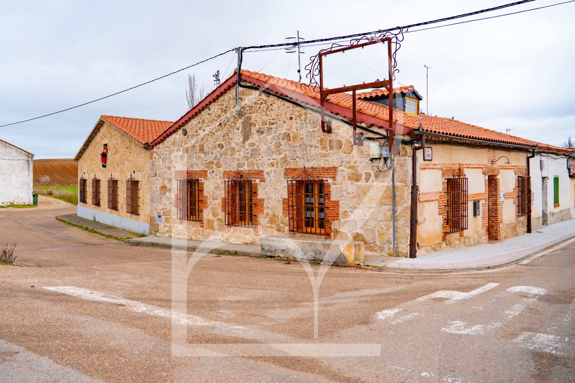 Exterior view of House or chalet for sale in Calzada de Valdunciel  with Heating and Furnished