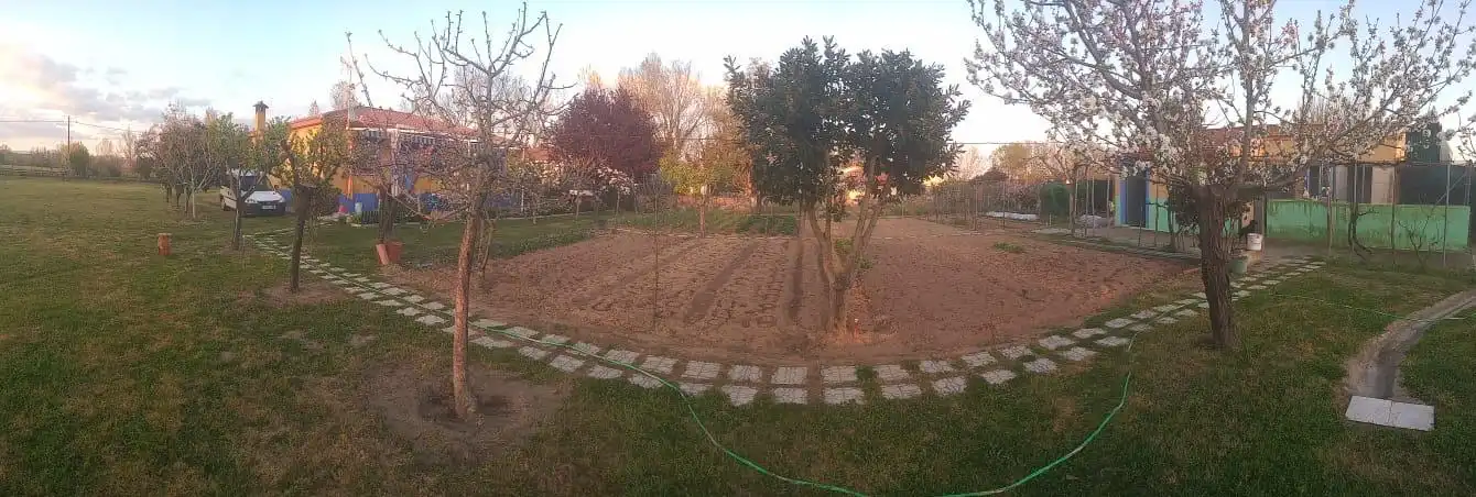 Garden of Houses for sale in Coria