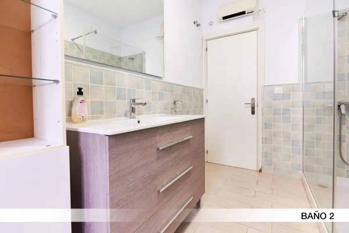 Habitación en Sector Sur - La Palmera - Reina Mercedes