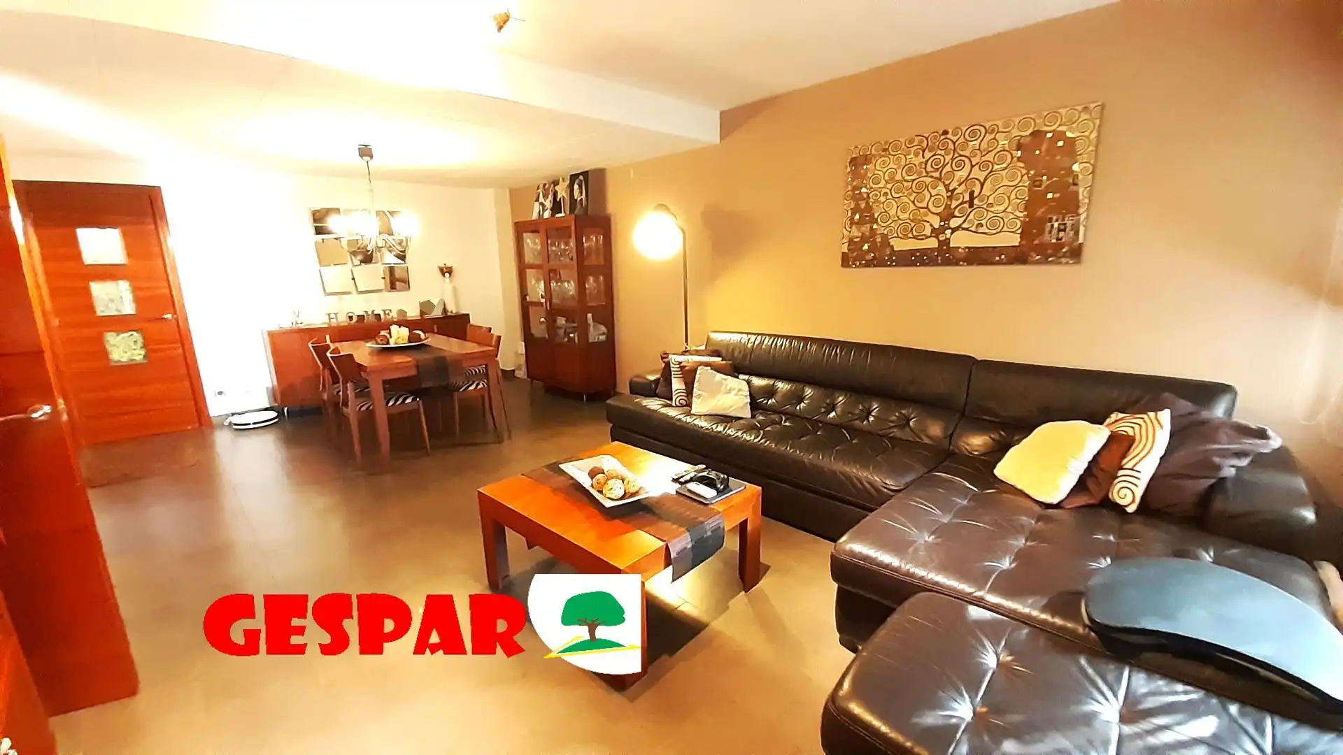 Sala d'estar de Casa o xalet en venda en Parets del Vallès, Barcelona