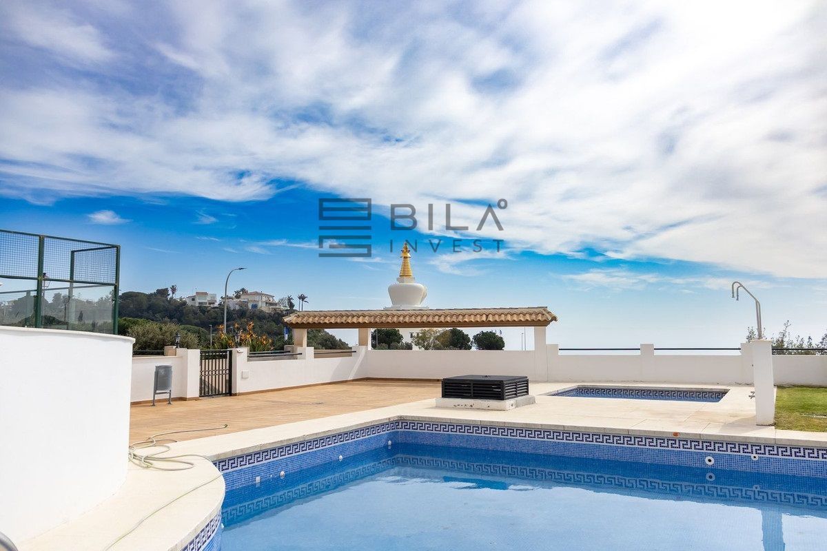 Exterior view of Flat for sale in Benalmádena  with Air Conditioner, Terrace and Storage room