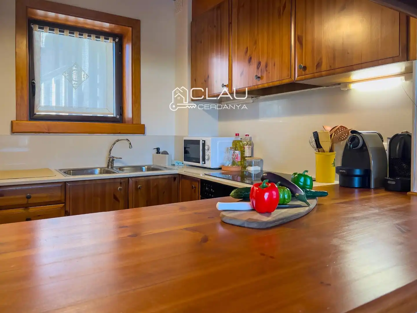 Cocina de Piso de alquiler en Osséja con Calefacción, Jardín privado y Parquet