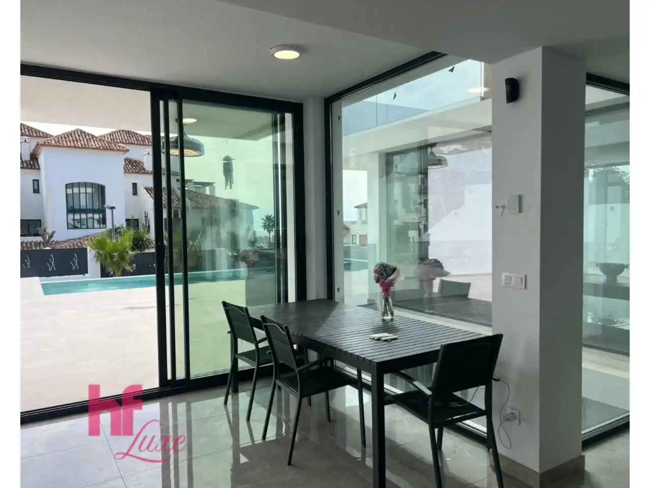 Detached house with pool for sale in Calle Londres, imagen 26