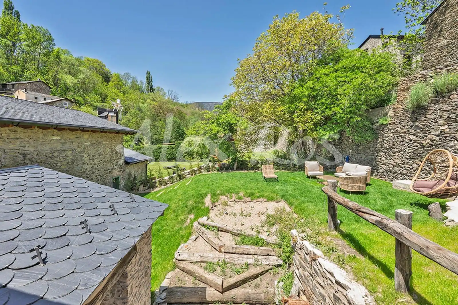 Jardín de Casa o chalet en venta en Ger con Calefacción y Jardín privado