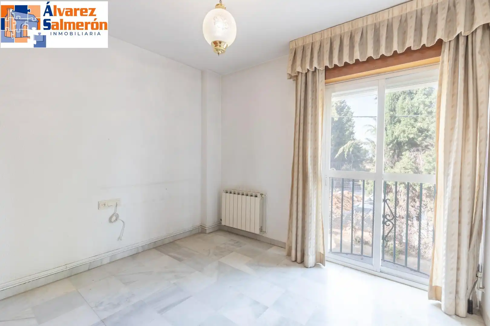 Bedroom of Detached homes for sale in Granada  with Heating, Terrace and Storage room