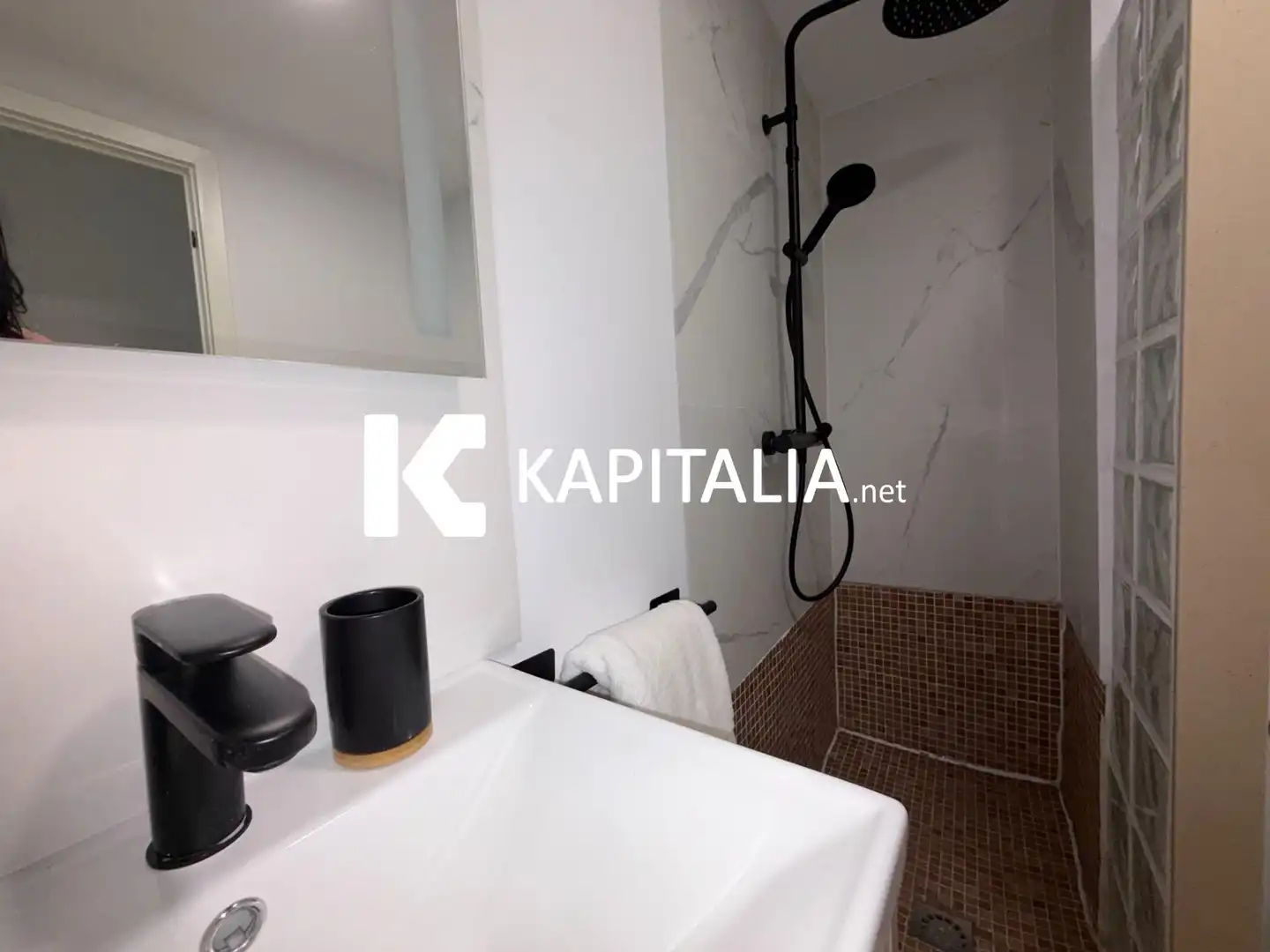 Baño de Piso en venta en Ontinyent con Aire acondicionado, Parquet y Balcón